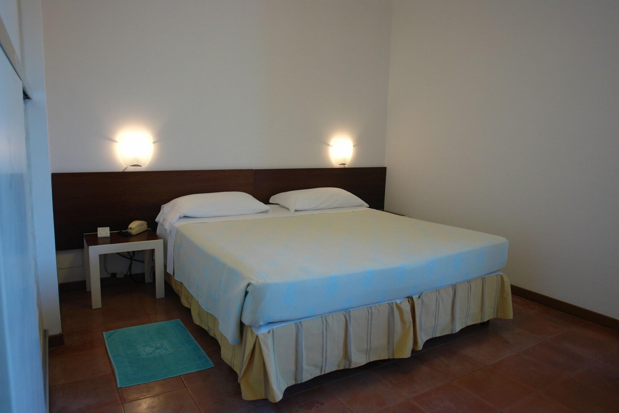 Della Baia Hotel Baia Domizia