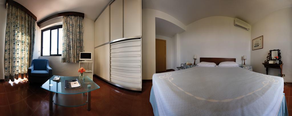 Hotel Della Baia 4*