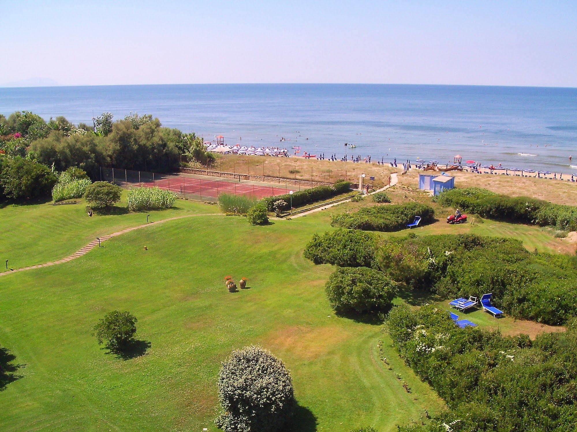 Della Baia Hotel 4*